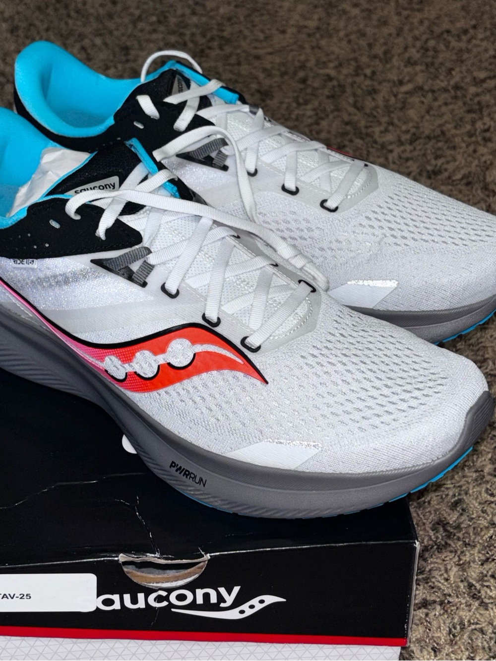Saucony Men's Ride 16 S20830-85 Running Shoe White/Pink/Gravel Size 13M